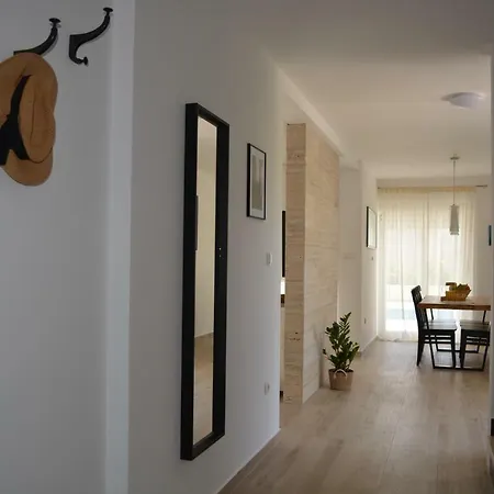 Antea - Modern House With Pool 빌라 *