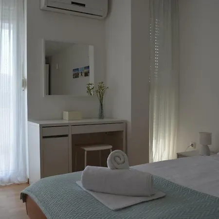 Antea - Modern House With Pool 파그