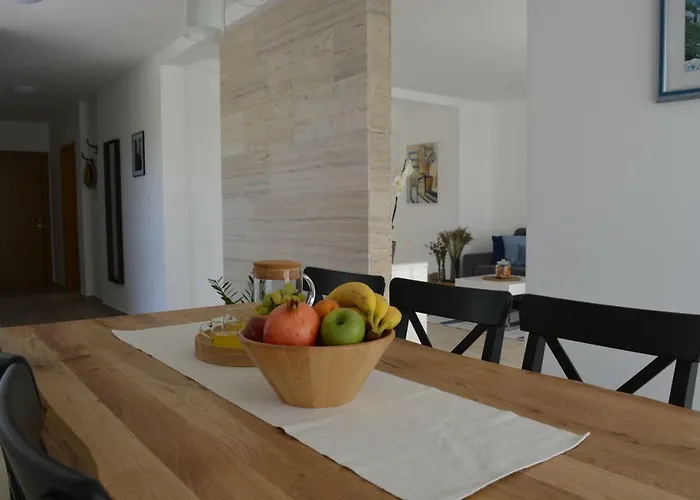 Antea - Modern House With Pool Villa Pag Town