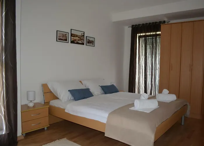 Antea - Modern House With Pool Villa Pag Town