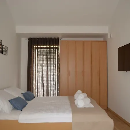 Antea - Modern House With Pool *