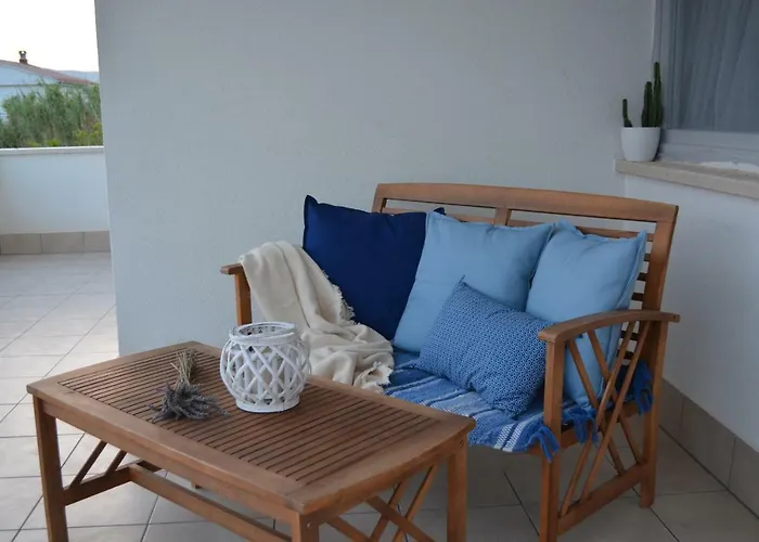 Antea - Modern House With Pool Вилла Паг